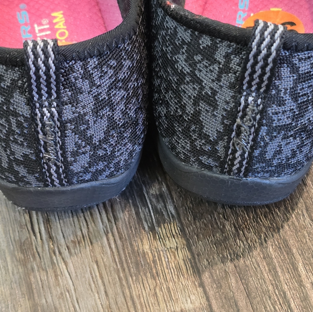 Skechers Relaxed Fit Memory Foam Insole Knit Slip On Athletic Womens 9.5 - Picture 10 of 15